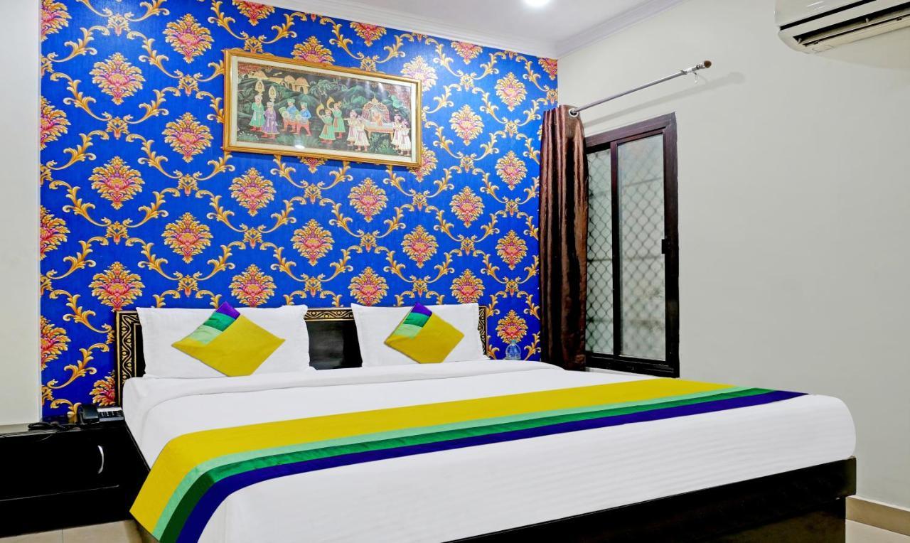 Itsy By Treebo - Ashoka Grand Hotel พาราณสี ภายนอก รูปภาพ
